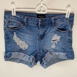 Celebrity pink jean shorts 3/26 distressed
